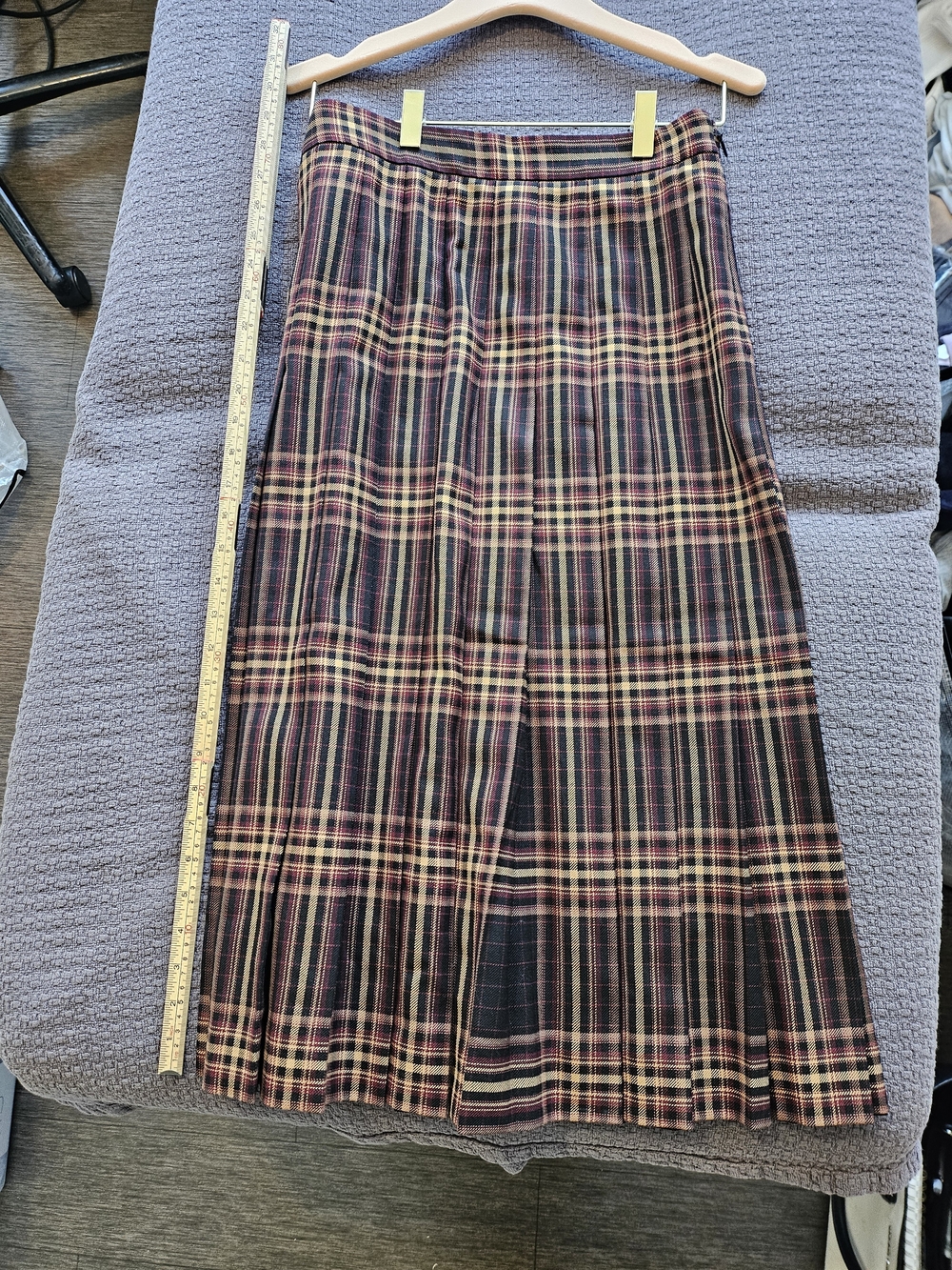 Gucci Pleated Checked Wool-Twill Midi Skirt - Picture 5 of 5